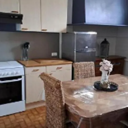 Thomas Nyaraló Arcachon